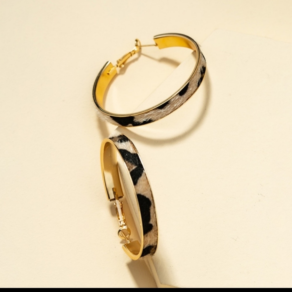 Leopard Gold Tone Hoops